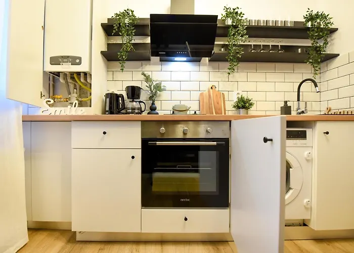 Apartment Lemonade - Stylish 1br In Obor District