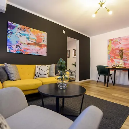 Апартаменти Lemonade - Stylish 1br In Obor District *