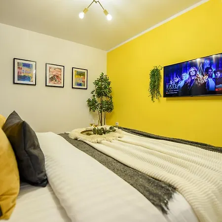 Апартаменти Lemonade - Stylish 1br In Obor District