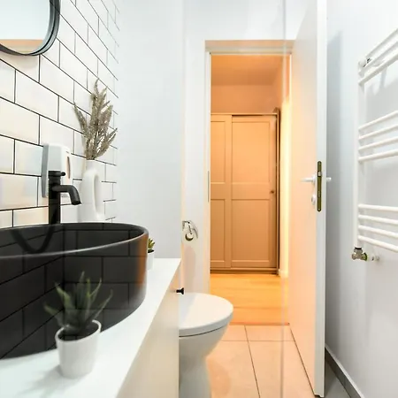 Апартаменти Lemonade - Stylish 1br In Obor District Бухарест